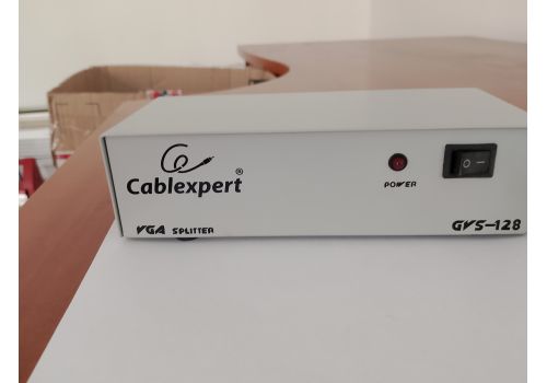  З'ЄДНЮВАЧ/СПЛІТТЕР Cablexpert GVS-128 VGA SPLITTER 8 МОНІТОРІВ 200MHZ, 2048X1536 БУ, fig. 1 