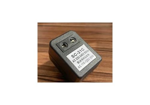  Блок живлення input: 220-240V, 50Hz, 50W// output: 110-120V, 60Hz без штекера, fig. 1 